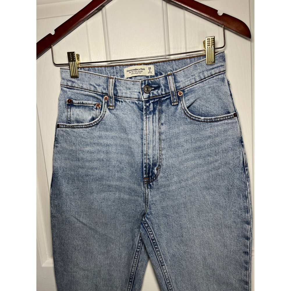Abercrombie & Fitch The 90s Slim Straight Women 26 Light Blue Ultra High Rise - Picture 5 of 8